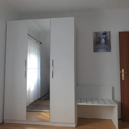 Apartment Asgard Drežnik Grad Exterior foto